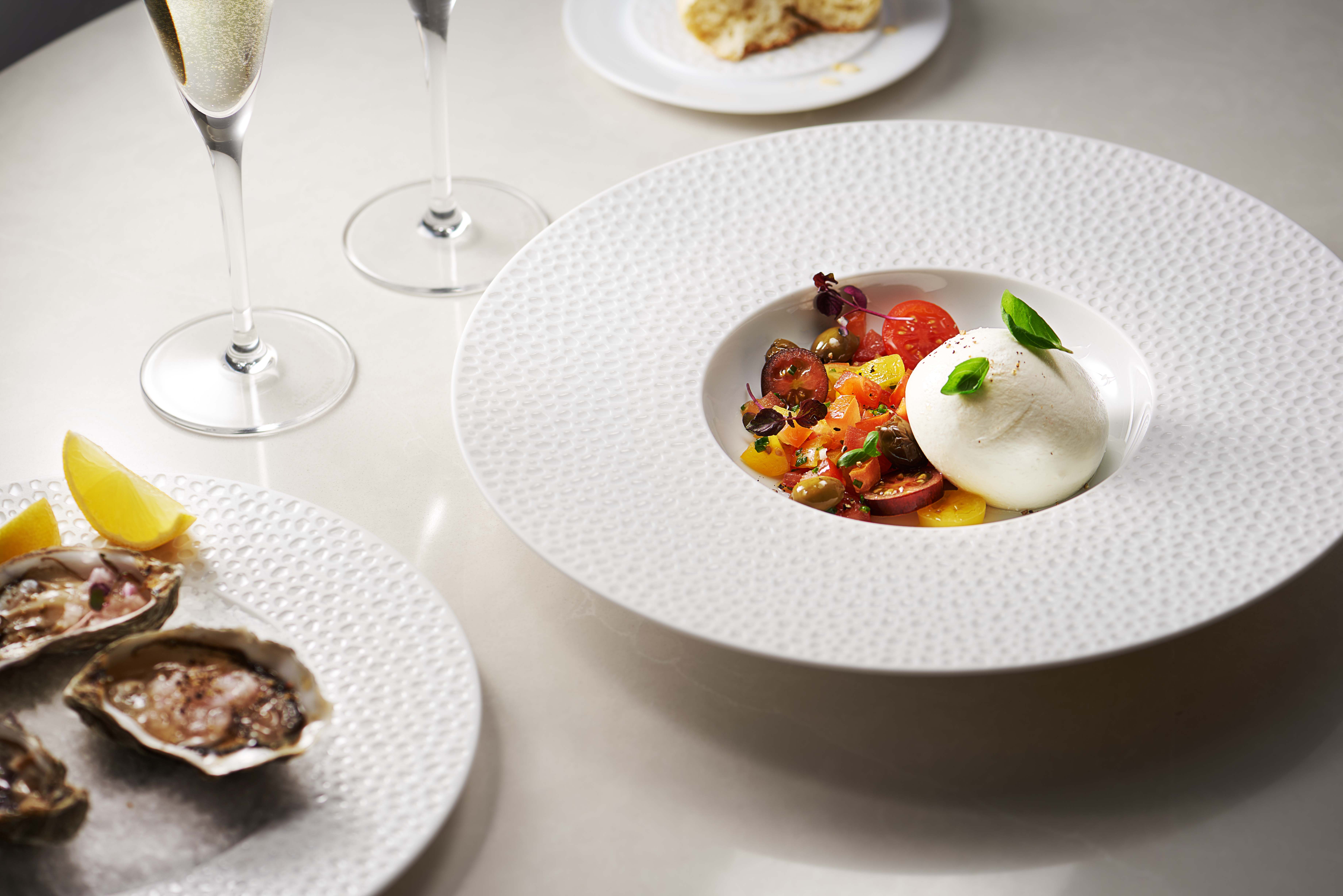 holland-casino-restaurant-lx-fine-dining-champagne-burrata