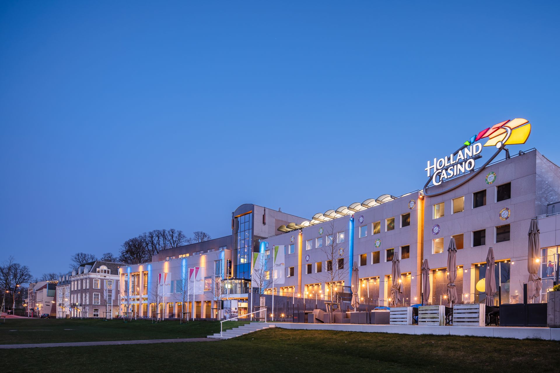 holland-casino-nijmegen-groene-balkon-exterieur